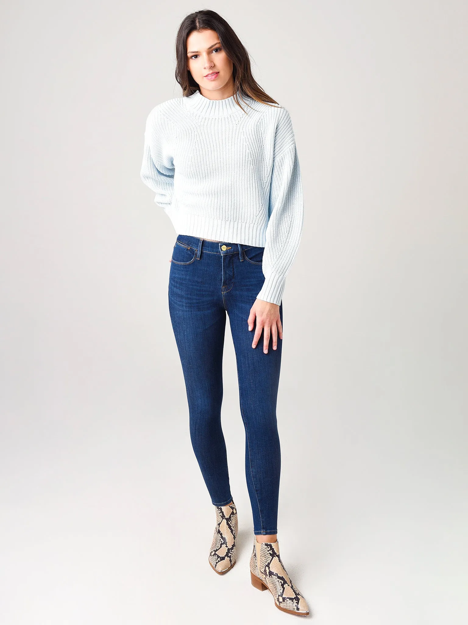 525 Women's The Mia Sweater