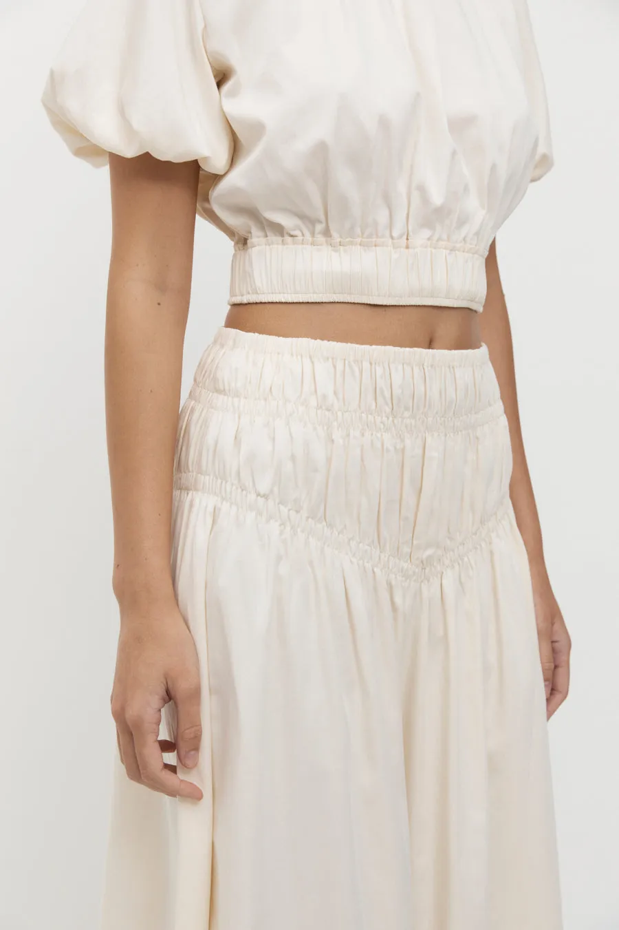 Adrienne Puff Sleeve Crop Top in Crème