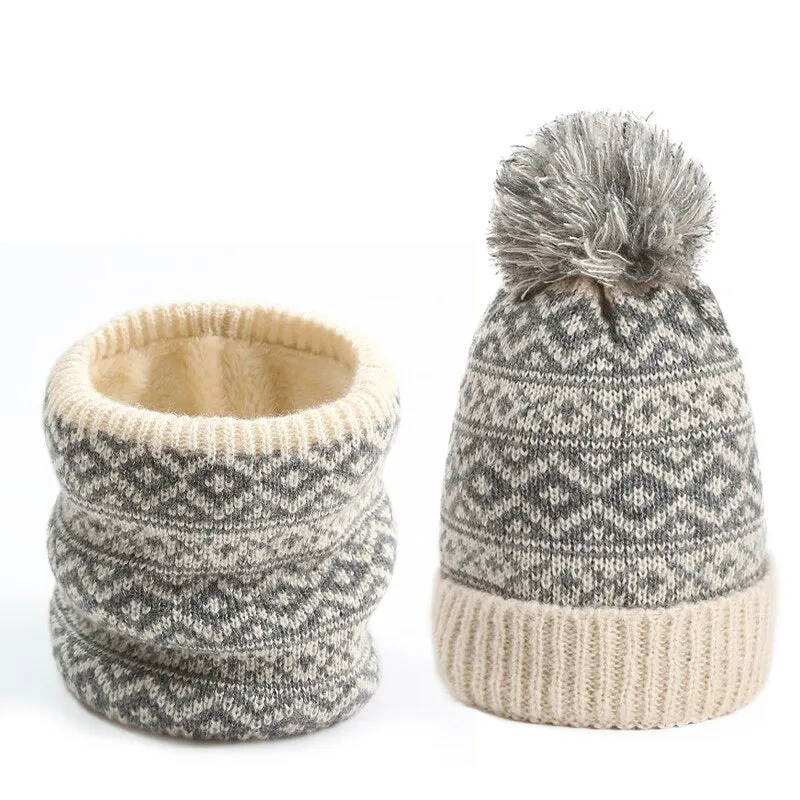 Classic Winter Neck Warmer and Pompom Beanie Set