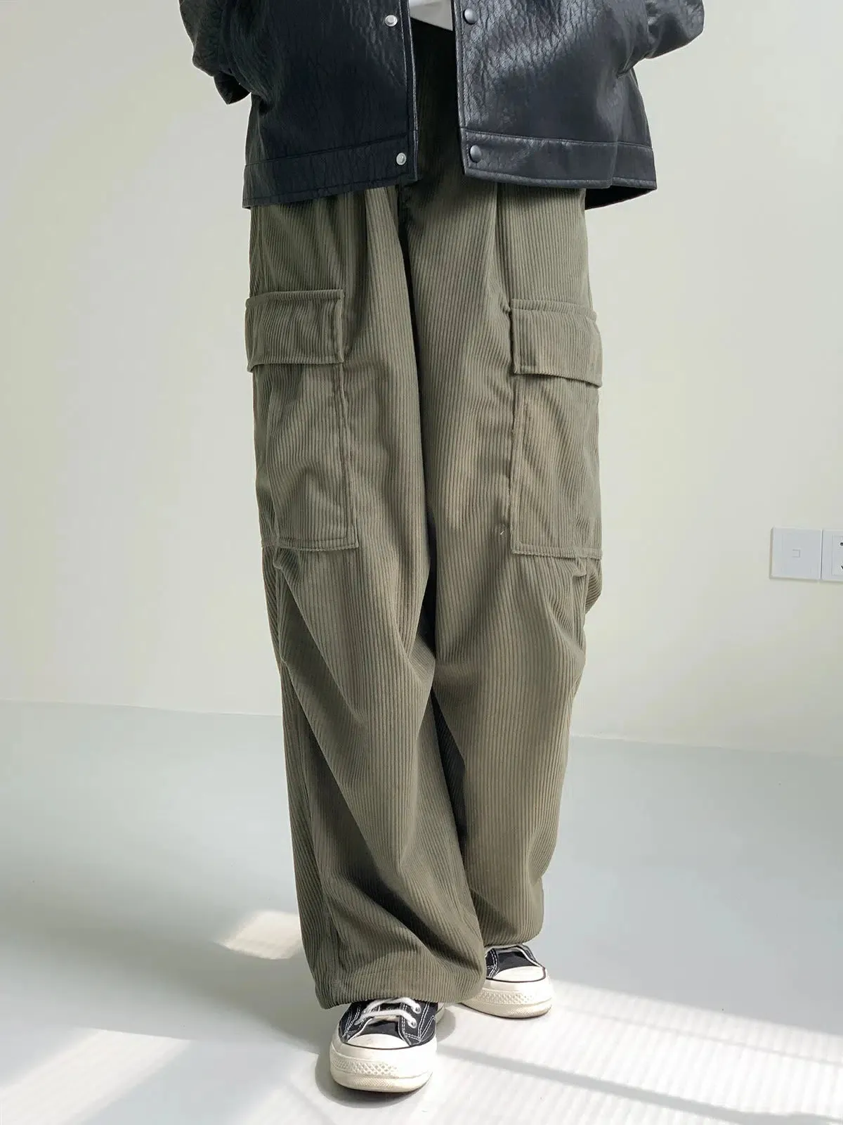 Corduroy Large Pockets Wide-Leg Pants