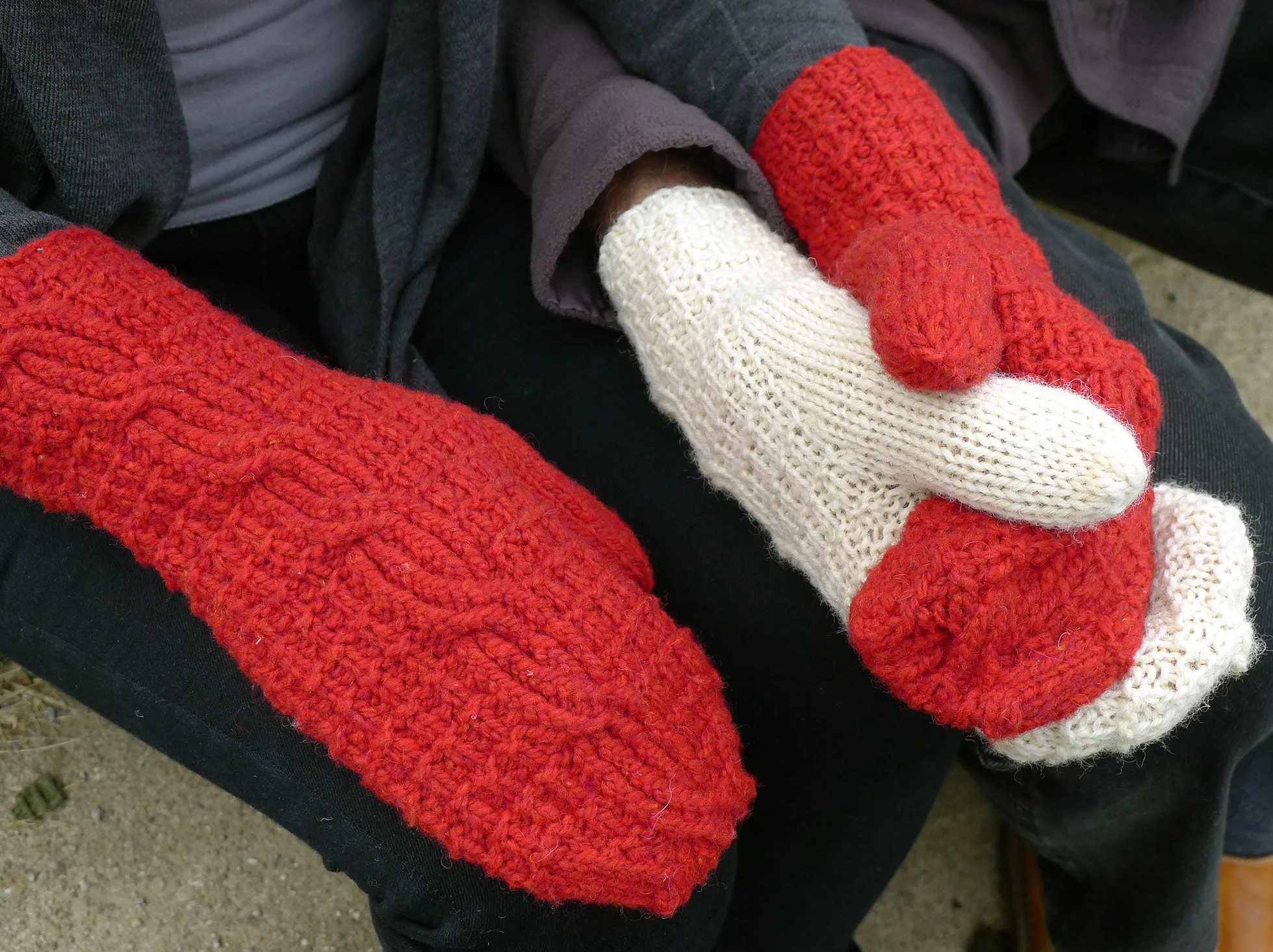 Fat Tire Mittens <br/><small>knitting pattern</small>