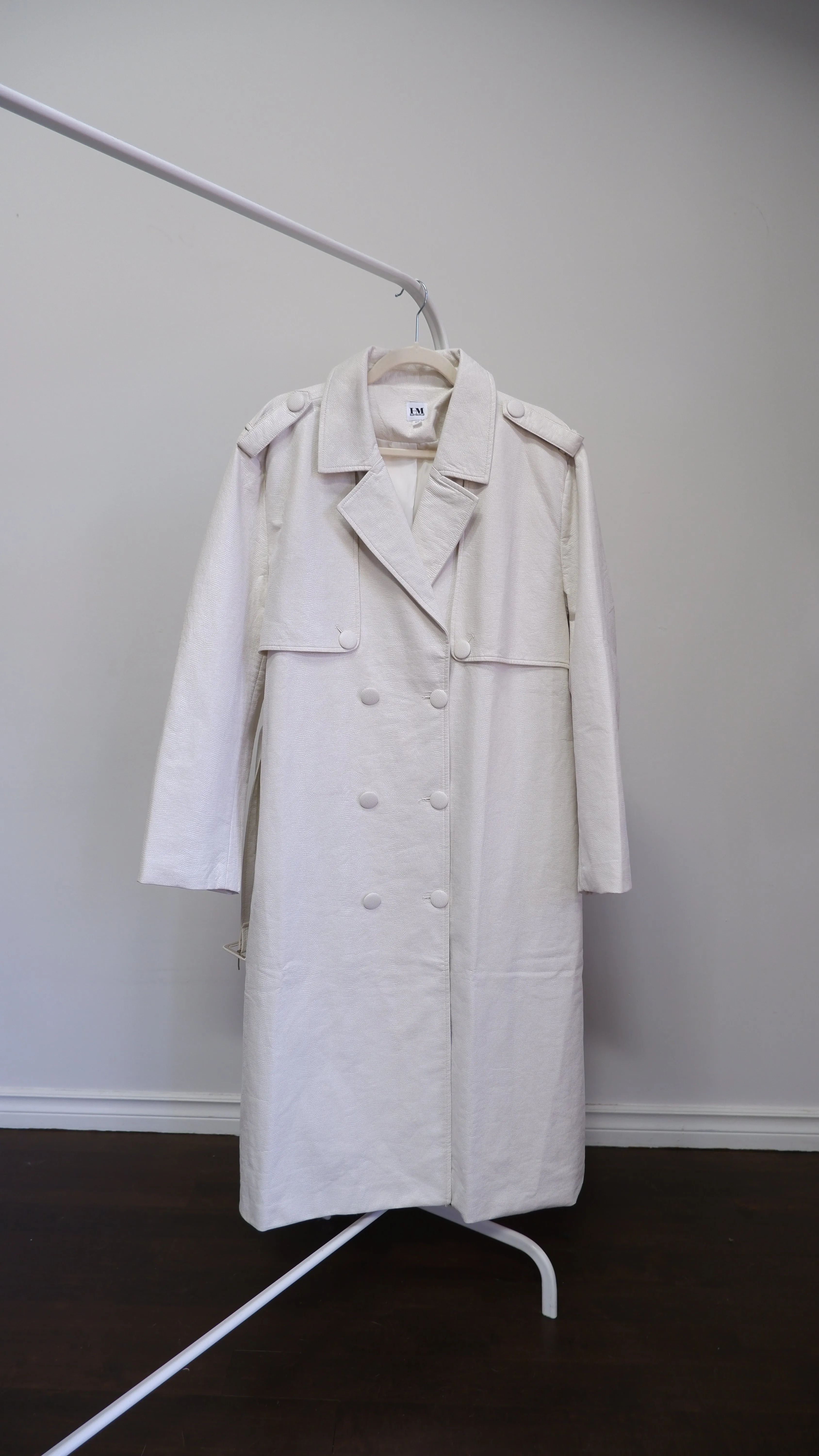 Hilary MacMillan Ivory Snakeskin Trench Coat - 2X