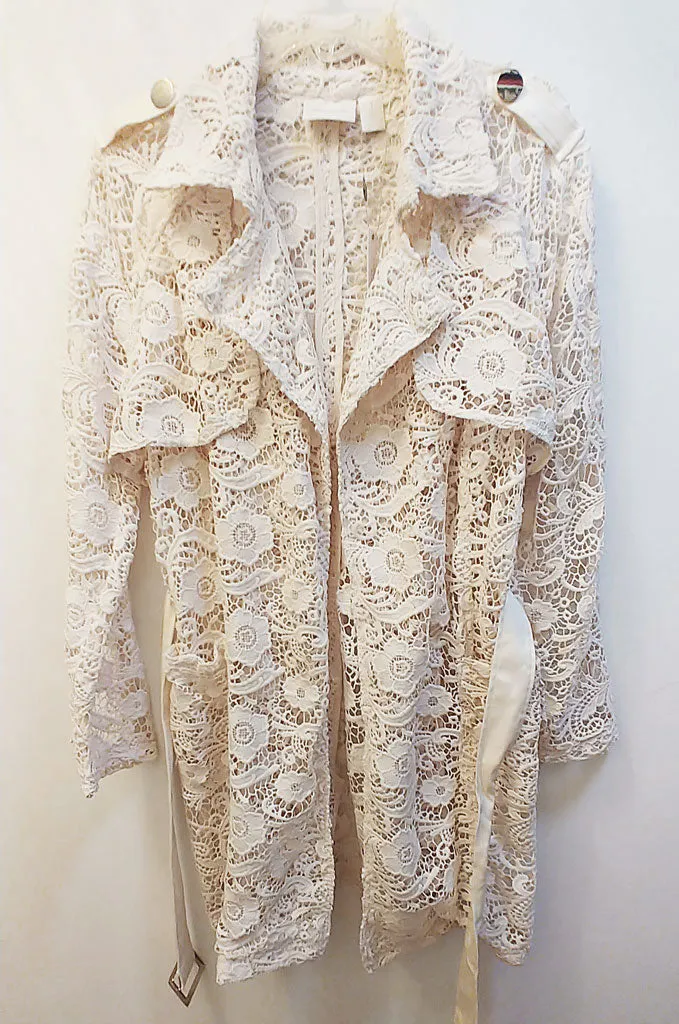 *NEW WITH TAG - EXQUISITE CHICO'S $199 COLLECTIBLES LIMITED EDITION LACE COAT IN PEARLIZED IVORY - ABSOLUTELY STUNNING! - WOULD MAKE A WONDERFUL CHRISTMAS OR BIRTHDAY GIFT