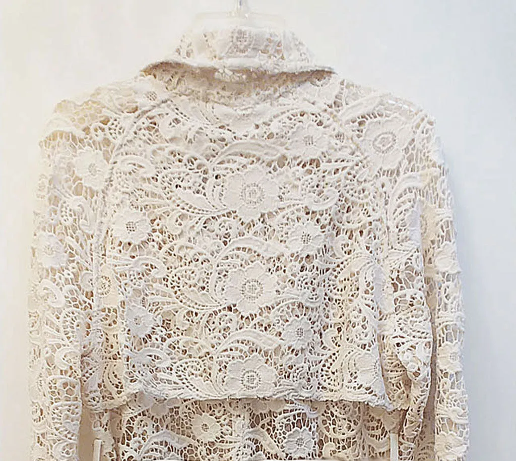 *NEW WITH TAG - EXQUISITE CHICO'S $199 COLLECTIBLES LIMITED EDITION LACE COAT IN PEARLIZED IVORY - ABSOLUTELY STUNNING! - WOULD MAKE A WONDERFUL CHRISTMAS OR BIRTHDAY GIFT