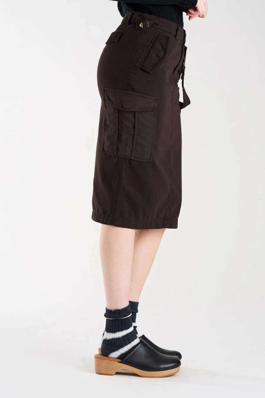 Pencil cargo skirt in Licorice