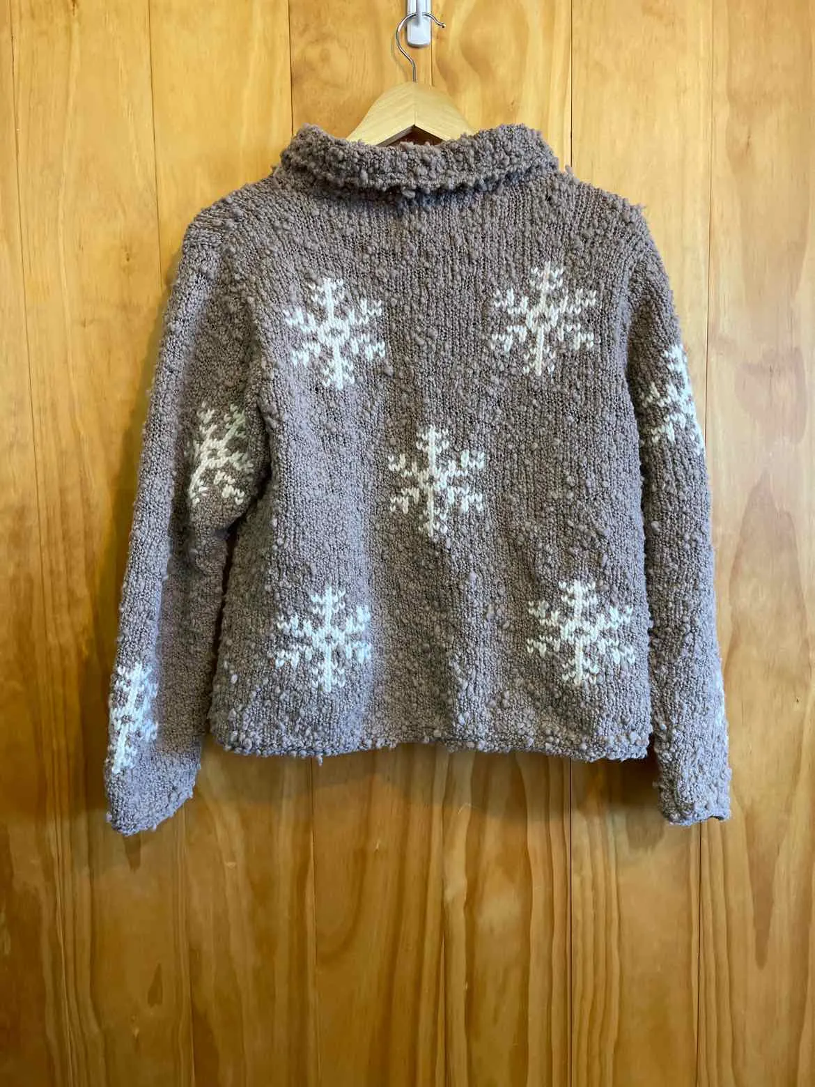 Size Medium The Sweater Venture Women's Sweater & Sweatshirt