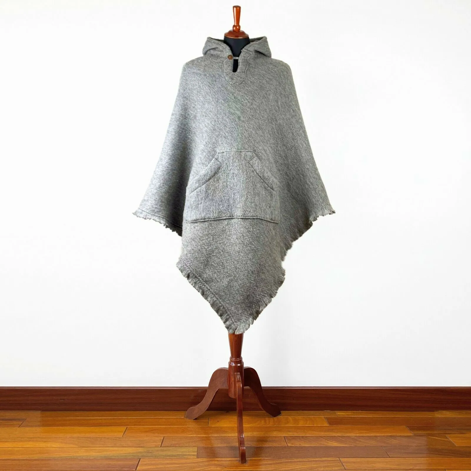 Surfers Poncho with hood and pocket llama wool - GRAY