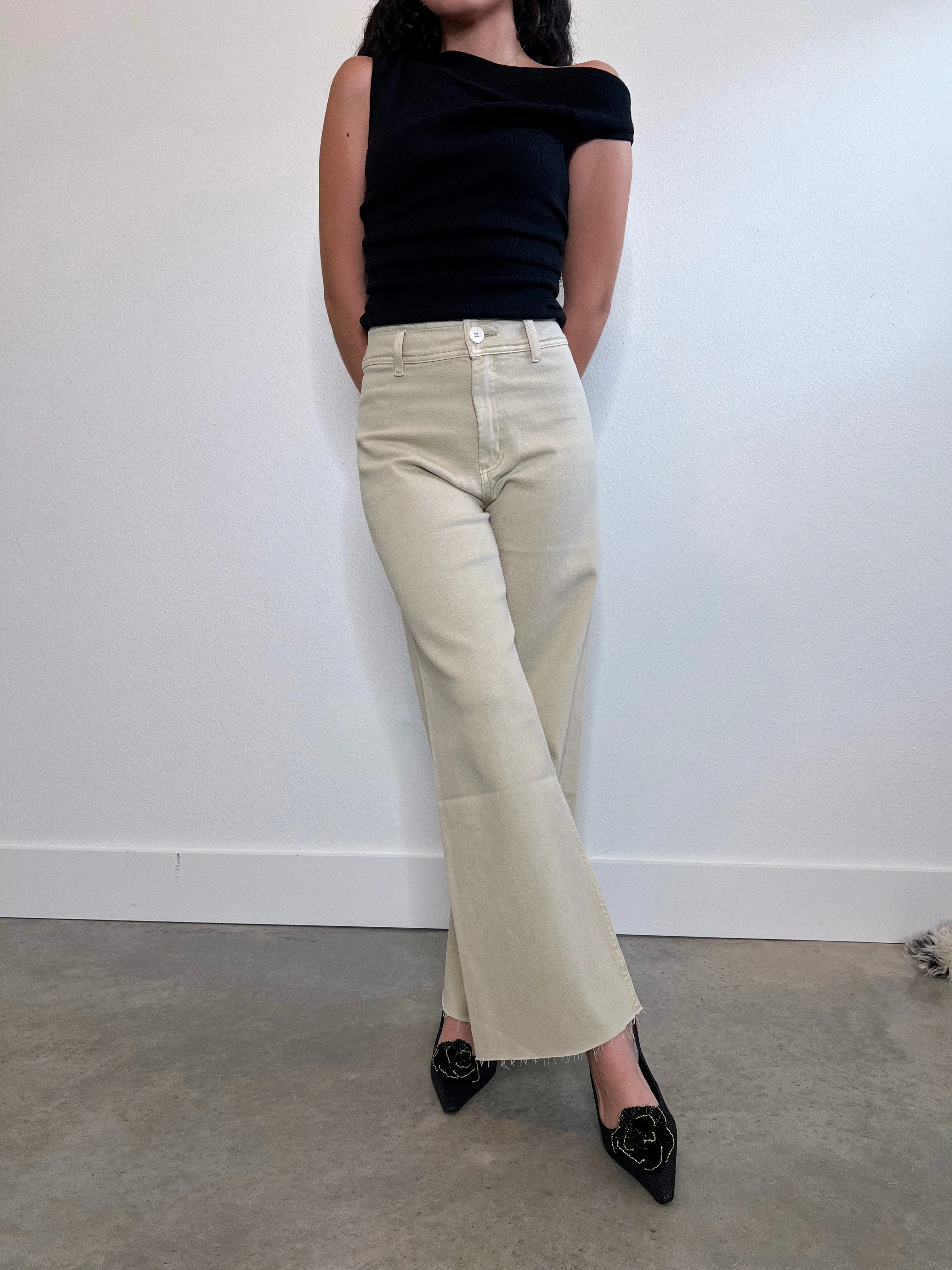 The Sandstone Straight Pant