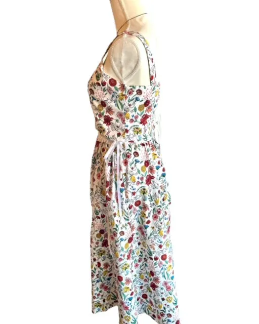 Tie-Waist Skirt with Side Slits in Cotton Garden Party Print