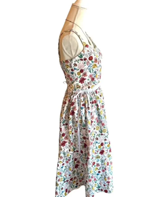 Tie-Waist Skirt with Side Slits in Cotton Garden Party Print