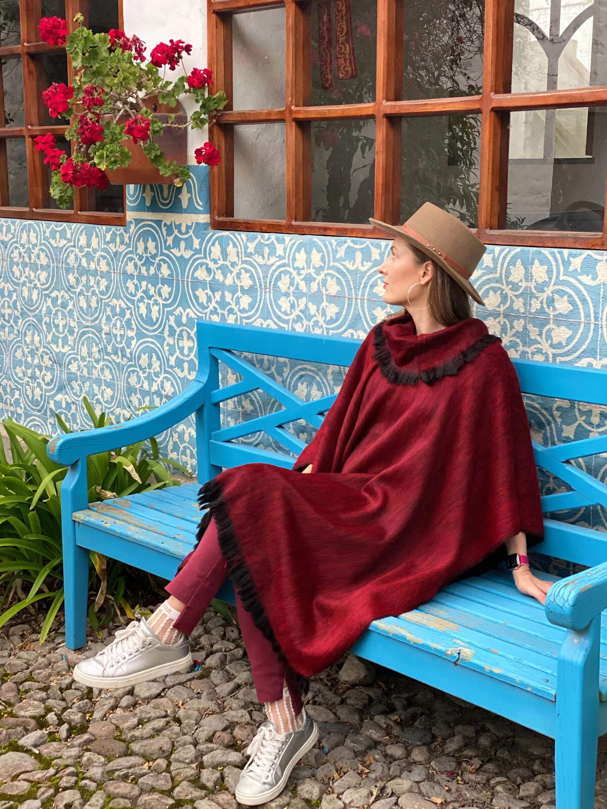 Tundayme - Lightweight Baby Alpaca Collared Poncho - Deep Red - Unisex