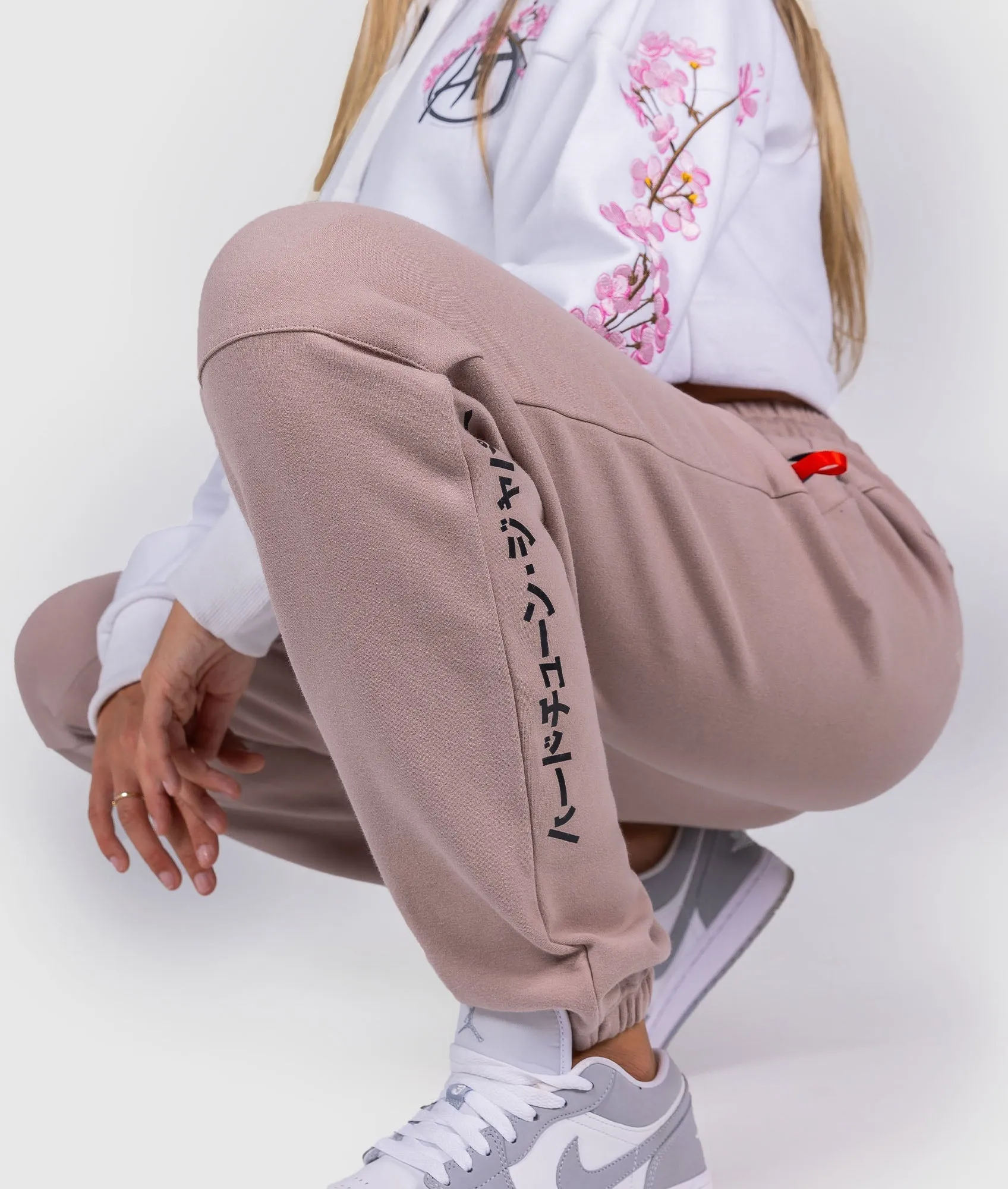 Women's Katakana P1 Fleece Track Pants - Latte