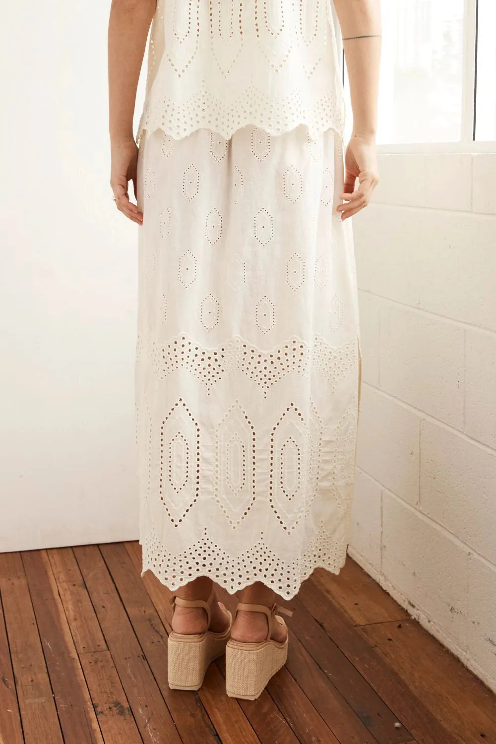 ZOE KRATZMANN | FOND SKIRT | CREAM BRODERIE