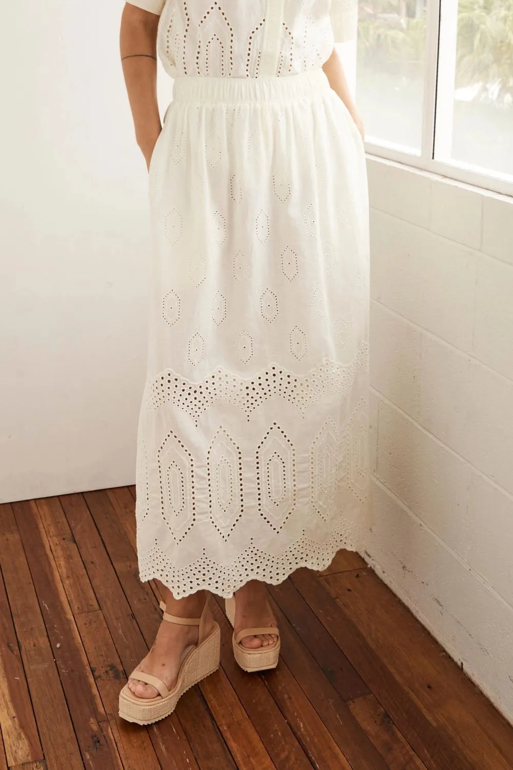 ZOE KRATZMANN | FOND SKIRT | CREAM BRODERIE